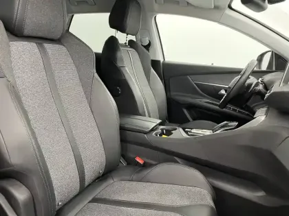 Photo 26 Peugeot 3008  BlueHDi 130ch S&S EAT8