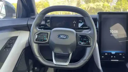 Photo 13 Ford Explorer  RWD Extended Range 77 kWh 286 ch