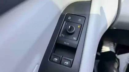 Photo 15 Ford Explorer  RWD Extended Range 77 kWh 286 ch