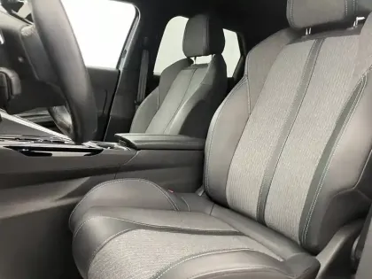 Photo 13 Peugeot 3008  BlueHDi 130ch S&S EAT8