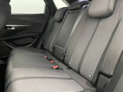 Photo 14 Peugeot 3008  BlueHDi 130ch S&S EAT8