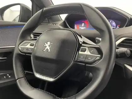 Photo 28 Peugeot 3008  BlueHDi 130ch S&S EAT8