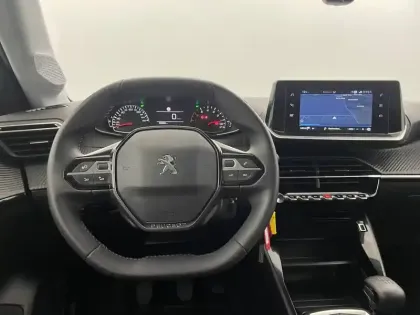 Photo 21 Peugeot 208  PureTech 100 S&S BVM6