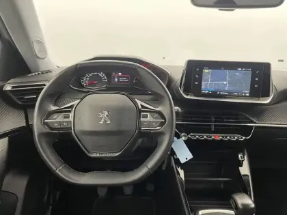 Photo 21 Peugeot 2008  PureTech 100 S&S BVM6