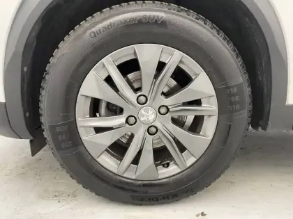 Photo 15 Peugeot 2008  PureTech 100 S&S BVM6