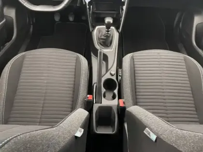 Photo 24 Peugeot 2008  PureTech 100 S&S BVM6