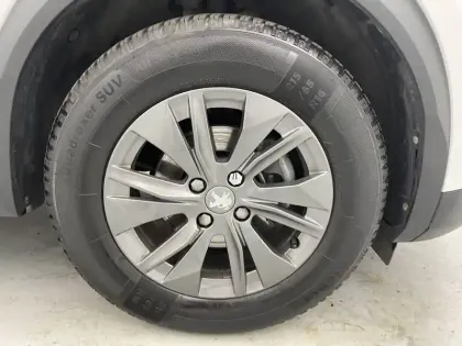 Photo 16 Peugeot 2008  PureTech 100 S&S BVM6