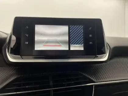 Photo 25 Peugeot 2008  PureTech 100 S&S BVM6