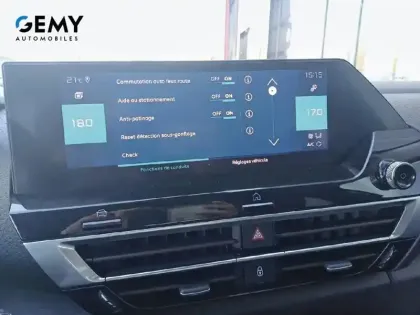 Photo 17 Citroën C4 e- 136 ch Automatique