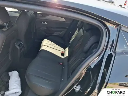 Photo 9 Peugeot 408  Plug-in Hybrid 240 ch e-DCS7