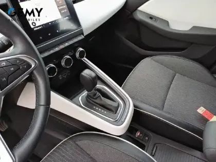 Photo 11 Renault Clio  E-Tech 140 - 21N