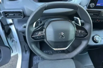 Photo 15 Peugeot Partner  FOURGON STANDARD 650 KG BLUEHDI 130 S&S EAT8