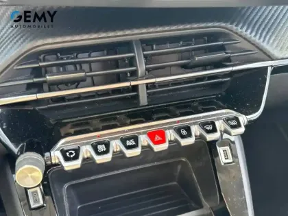 Photo 17 Peugeot 208  Electrique 50 kWh 136ch