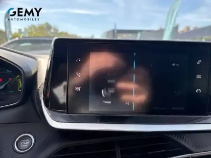 Photo 13 Peugeot 208  Electrique 50 kWh 136ch