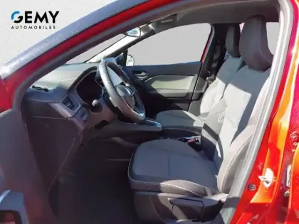 Photo 8 Renault Captur  E-Tech full hybrid 145 ch