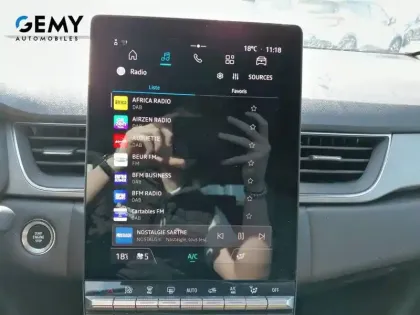 Photo 25 Renault Captur  E-Tech full hybrid 145 ch