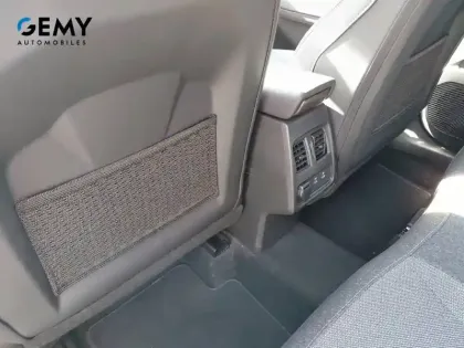 Photo 15 Renault Captur  E-Tech full hybrid 145 ch