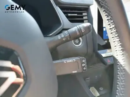 Photo 23 Renault Captur  E-Tech full hybrid 145 ch