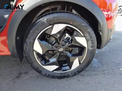 Photo 10 Renault Captur  E-Tech full hybrid 145 ch