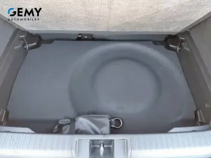 Photo 11 Renault Captur  E-Tech full hybrid 145 ch