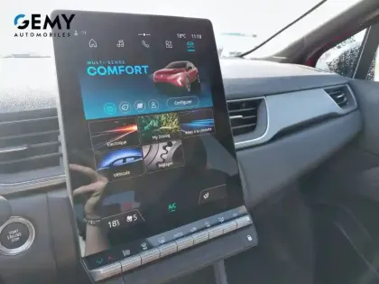 Photo 28 Renault Captur  E-Tech full hybrid 145 ch