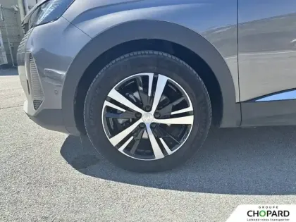 Photo 24 Peugeot 3008  Hybrid 136 e-DCS6