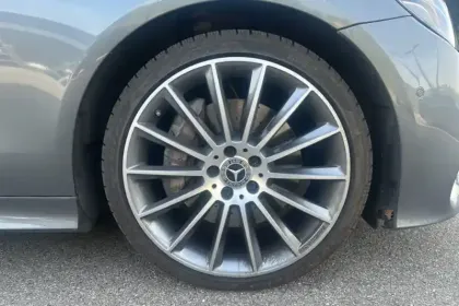 Photo 14 Mercedes Classe E  Coupé 400 d 9G-Tronic 4-Matic