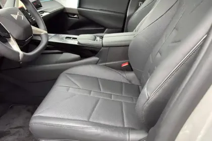 Photo 9 DS DS 8 N°8 245 ch FWD Long Range