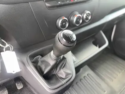 Photo 9 Renault Master  FGN TRAC F3500 L3H3 BLUE DCI 135