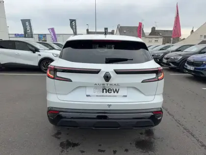 Photo 27 Renault Austral  mild hybrid 160 auto GSR2