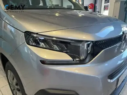 Photo 10 Citroën Berlingo  Taille M BlueHDi 130 S&S EAT8