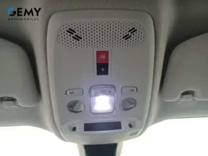 Photo 15 Peugeot 2008  BlueHDi 130 S&S EAT8