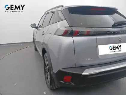 Photo 16 Peugeot 2008  BlueHDi 130 S&S EAT8