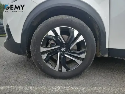 Photo 10 Peugeot 2008  Electrique 136 ch