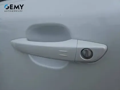 Photo 17 Peugeot 2008  Electrique 136 ch