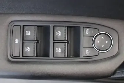 Photo 10 Renault Captur  TCe 100 GPL - 21