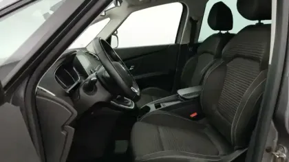 Photo 14 Renault Scenic Grand  TCe 140