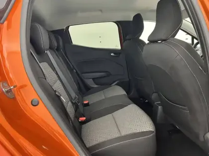 Photo 24 Renault Clio  E-Tech hybride 145