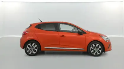 Photo 14 Renault Clio  E-Tech hybride 145