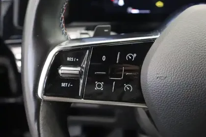 Photo 9 Renault Austral  E-Tech hybrid 200