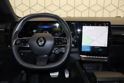 Photo 20 Renault Austral  E-Tech hybrid 200