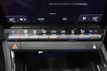 Photo 36 Renault Austral  E-Tech hybrid 200