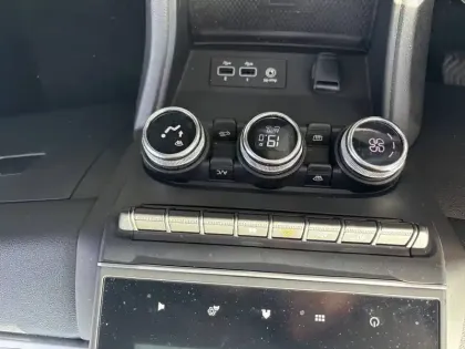 Photo 38 Renault Captur  TCe 90