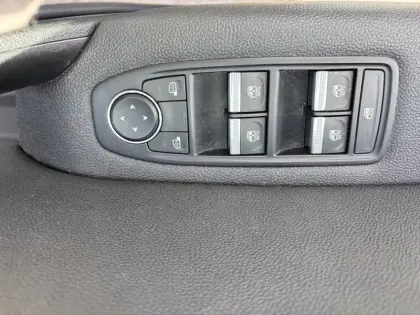 Photo 26 Renault Captur  TCe 90