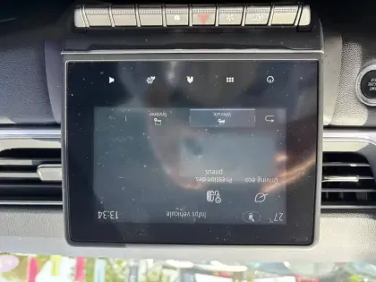 Photo 34 Renault Captur  TCe 90