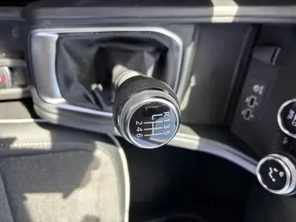 Photo 37 Renault Captur  TCe 90