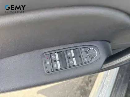 Photo 16 Renault Captur  E-Tech hybride 145