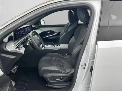 Photo 10 Peugeot 3008  Hybrid 145 e-DCS6