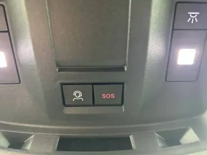 Photo 30 Peugeot 3008  Hybrid 145 e-DCS6