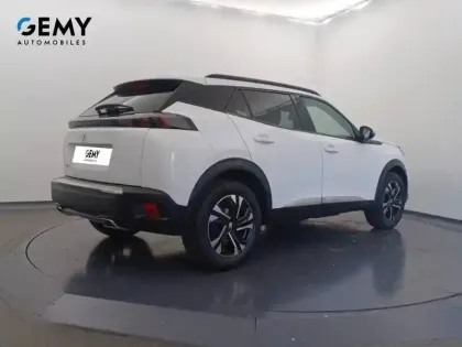 Photo 17 Peugeot 2008  PureTech 130 S&S EAT8